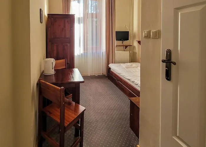 Sloneczko Homestay *